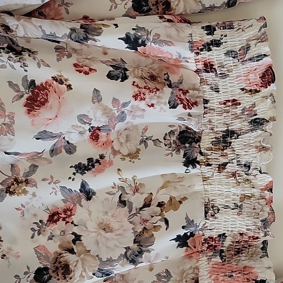 ROSE GARDEN SHEER TOP M - Picture 6 of 13